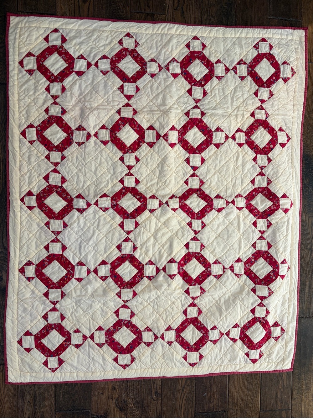 Vintage Handmade Burgoyne Surrounded Patchwork Quilt | Small Quilt Wall Hanging